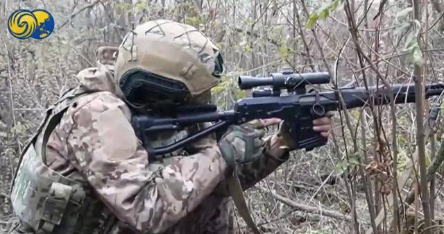 乌军集中优势兵力进入库皮扬斯克市中心<strong></p>
<p>青岛啤酒股票</strong>，俄军被迫退守