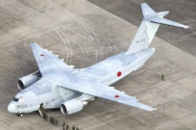 新款中型运输机运-30成功首飞<strong></p>
<p>青岛啤酒股票</strong>，网友：要搞AC-130那样的炮艇机？