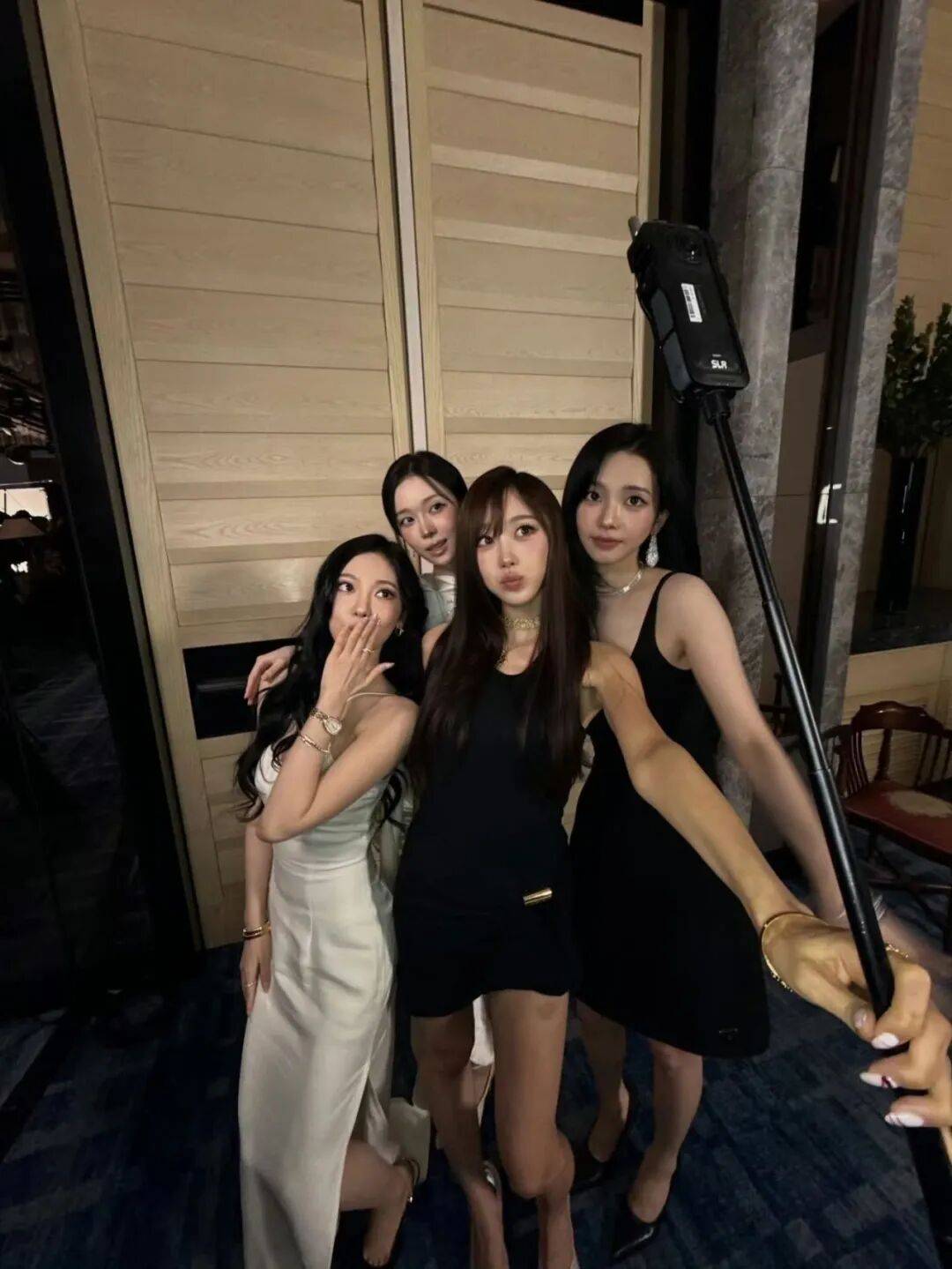 大腿壮壮的<strong></p>
<p>爱施德股票</strong>，是真好啊