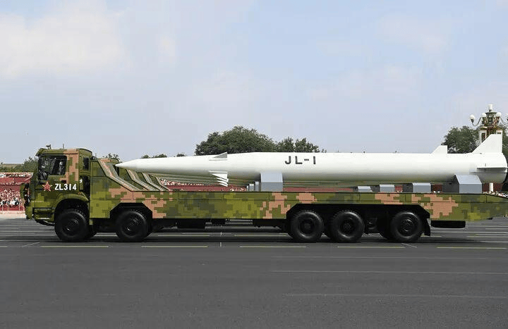 轰-6K的武器系统<strong></p>
<p>新浪财经股票</strong>,比战略轰炸机更丰富,这三款导弹让美军都眼馋!