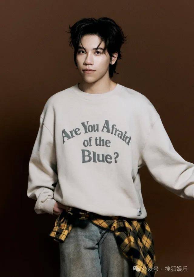 刚开年又曝一对相差15岁的恋情？他这一周两段绯闻真是连环暴击啊<strong></p>
<p>中天科技股票</strong>！