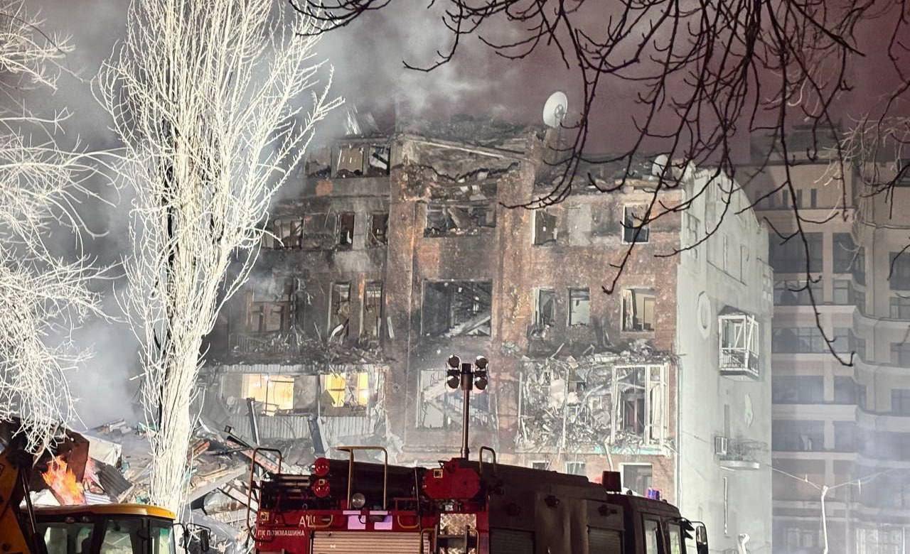 斩首乌克兰高官<strong></p>
<p>中天科技股票</strong>，俄军图95升空被召回，发生了什么？基辅空战爆发