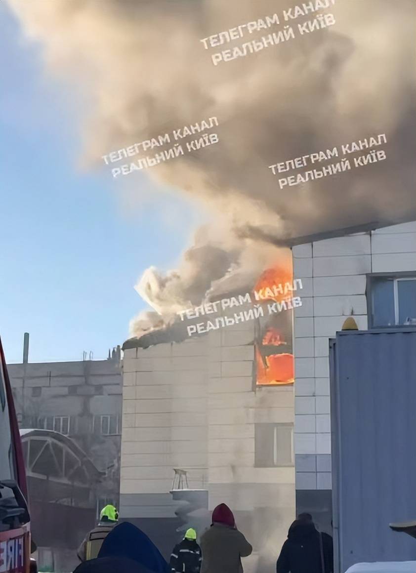 斩首乌克兰高官<strong></p>
<p>中天科技股票</strong>，俄军图95升空被召回，发生了什么？基辅空战爆发