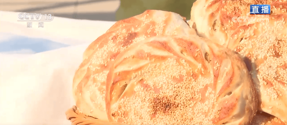 人气旺、消费火<strong></p>
<p>中天科技股票</strong>，热气腾腾！各地市场活跃繁荣 “年经济”释放“新”热度