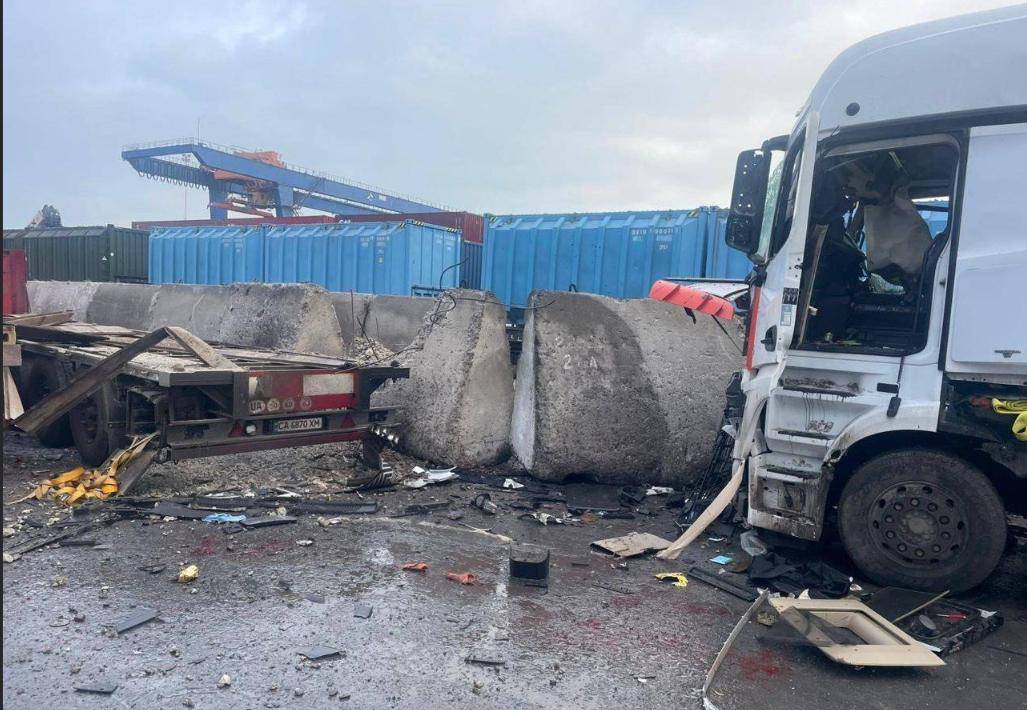 美国没想到<strong></p>
<p>江西铜业股票</strong>，俄罗斯先下手为强，凌晨不宣而战，炸死8名英美军官