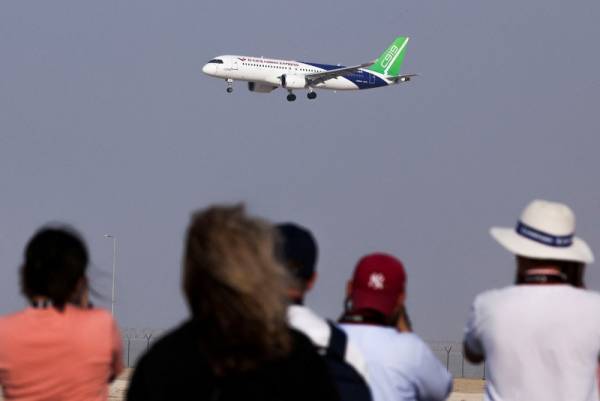 “C919供应链持续改善<strong></p>
<p>中国卫通股票</strong>，今年有望每10到15天生产一架”