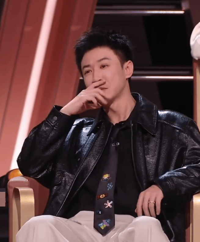 谢依霖吐槽董璇老公张维伊：婚前说不要孩子<strong></p>
<p>股票减持</strong>，婚后又说要孩子