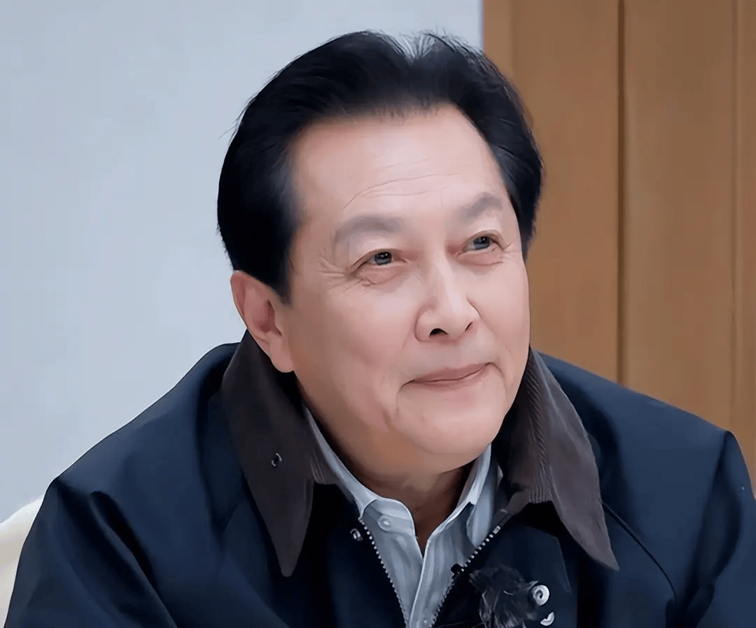 唐国强拍短剧王刚疯狂接商演<strong></p>
<p>中联重科股票</strong>！老来得子的他们为养娃不敢退休！