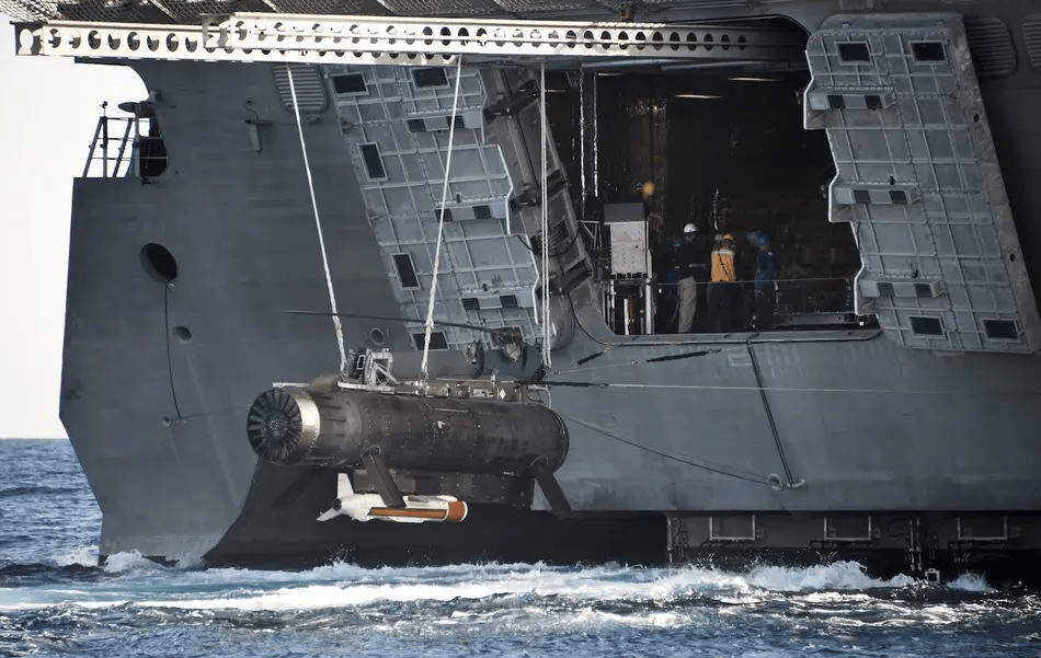 6000枚伊朗水雷还没放<strong></p>
<p>星星科技股票</strong>，布雷船先炸沉，特朗普警告：前所未有轰炸