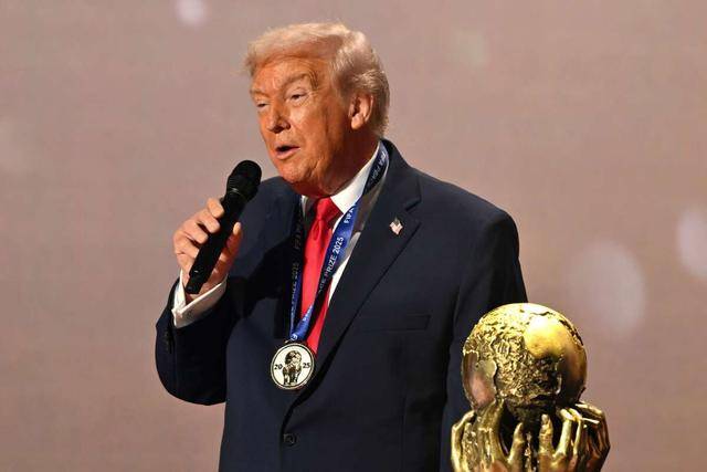 世界杯转播权谈崩<strong></p>
<p>剑桥科技股票</strong>，33亿人无法观看，FIFA高管来华能解决问题吗